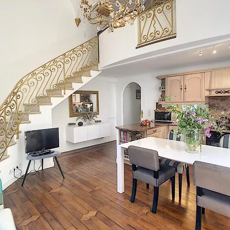 Riviera - Charming 2 Bdr Duplex Apartment Cannes