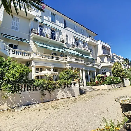 Riviera - Charming 2 Bdr Duplex
